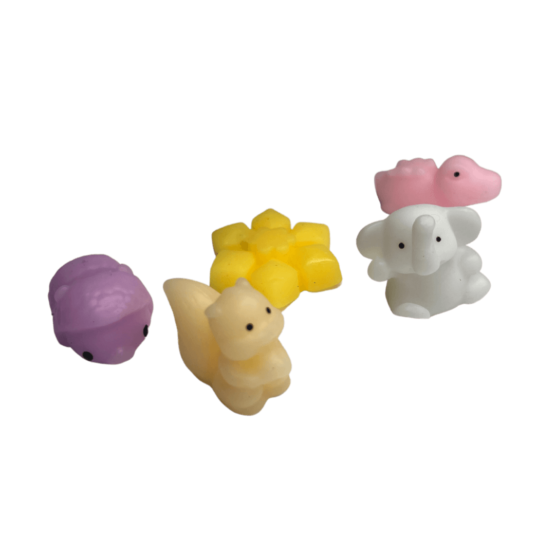 <img src="mochi animals" alt="mochi animal fidget toys">